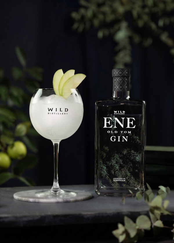 ENE OLD TOM øko. gin med æble 40%